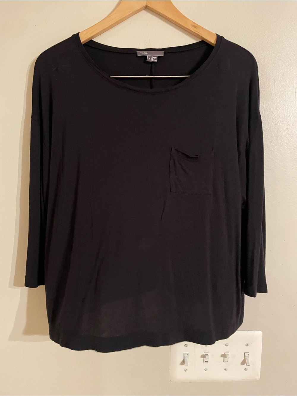 Vince. Black Soft 3/4 sleeve Pocket Viscose Tee Sz Medium- EUC